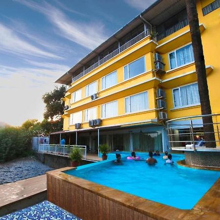 Lake View Resort Лонавла Екстер'єр фото